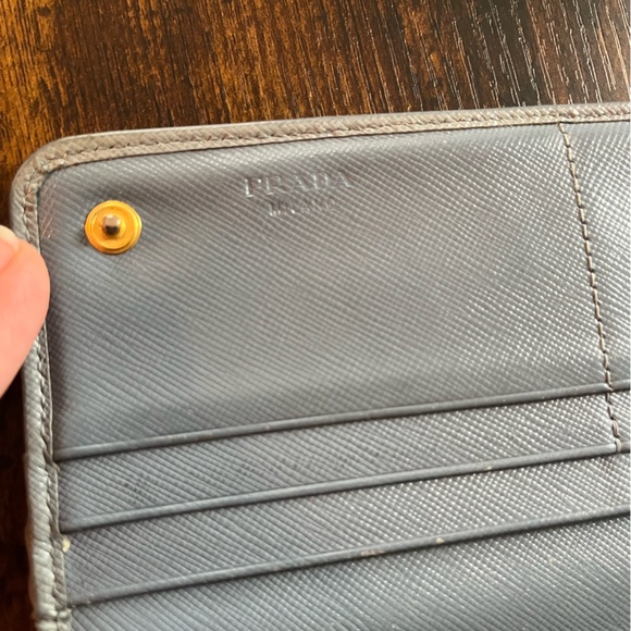 *REHAB* Prada Blue and White saffiano leather Checkered Women's wallet - Picture 7 of 12